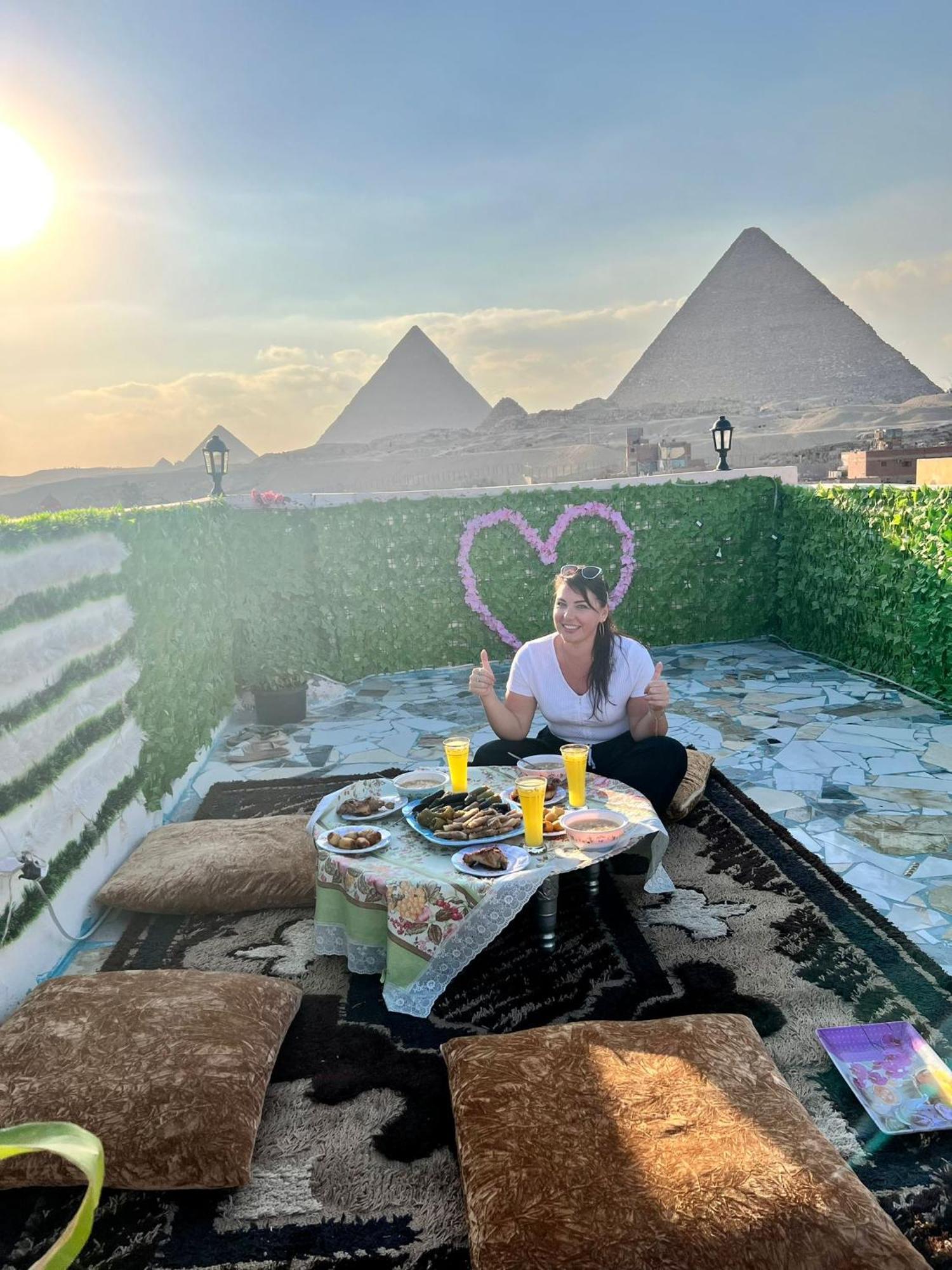 Pyramids Show Hotel Kafret el-Gabal Dış mekan fotoğraf