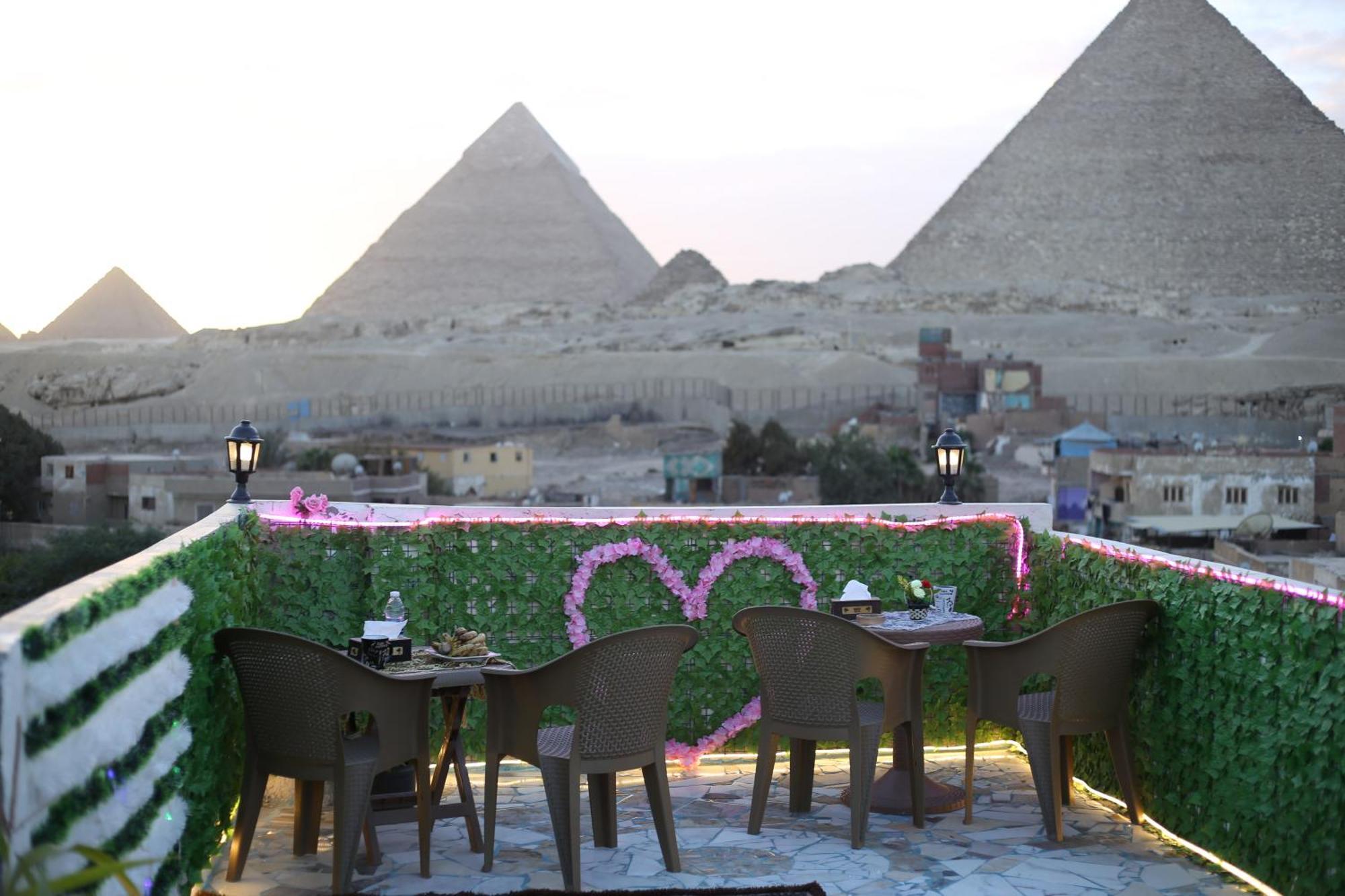 Pyramids Show Hotel Kafret el-Gabal Dış mekan fotoğraf