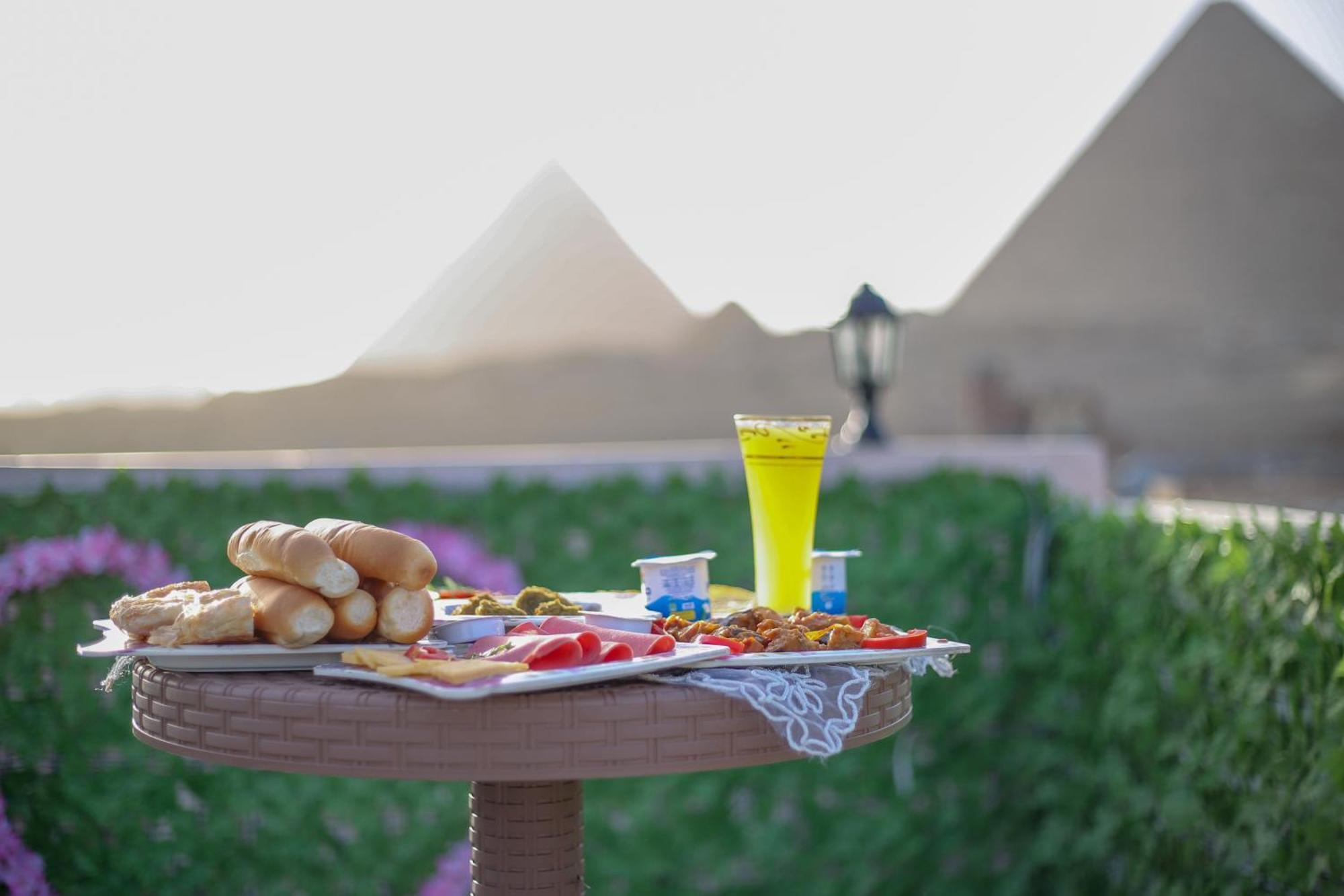 Pyramids Show Hotel Kafret el-Gabal Dış mekan fotoğraf